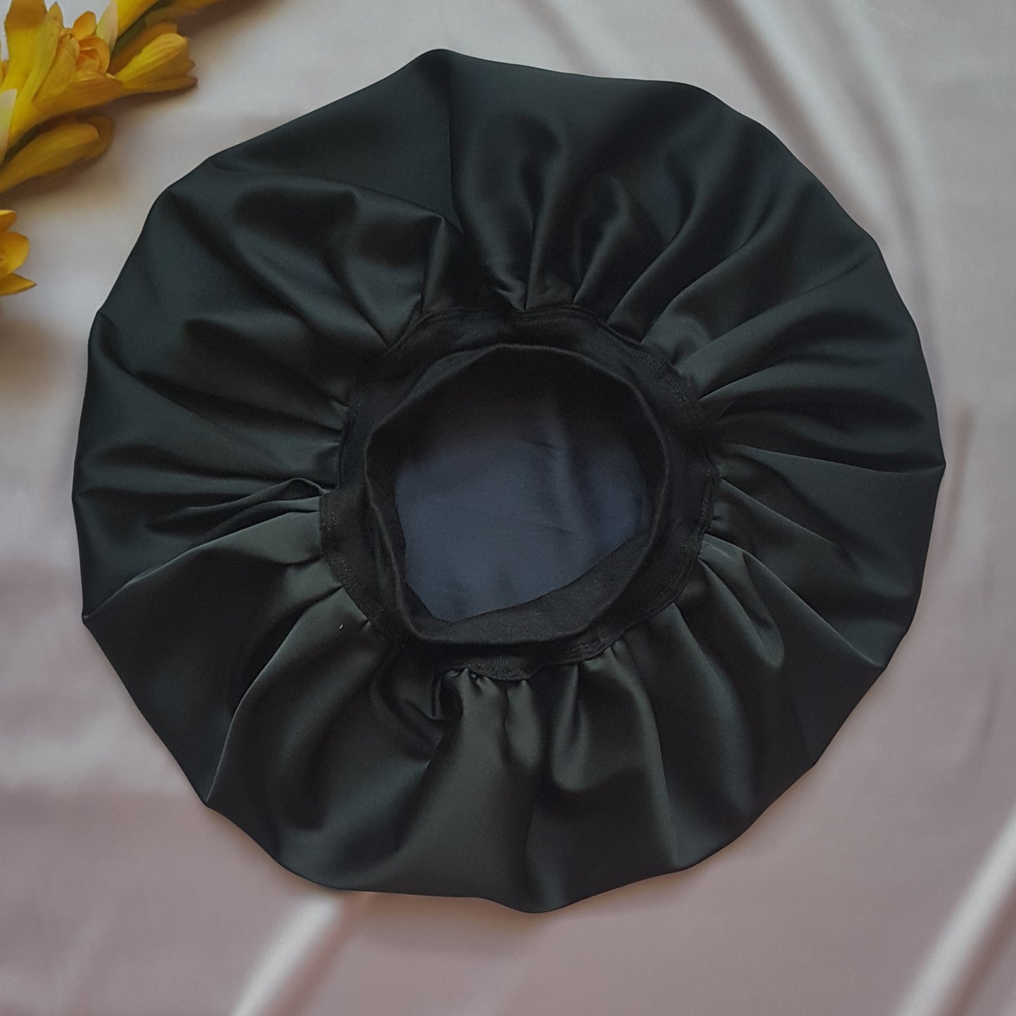 Bonnet -Noir-  +2 chouchous cadeau